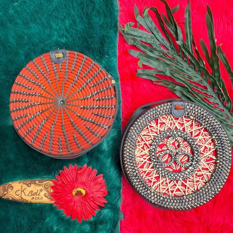 Tas Bundar Mandala Merah Saga