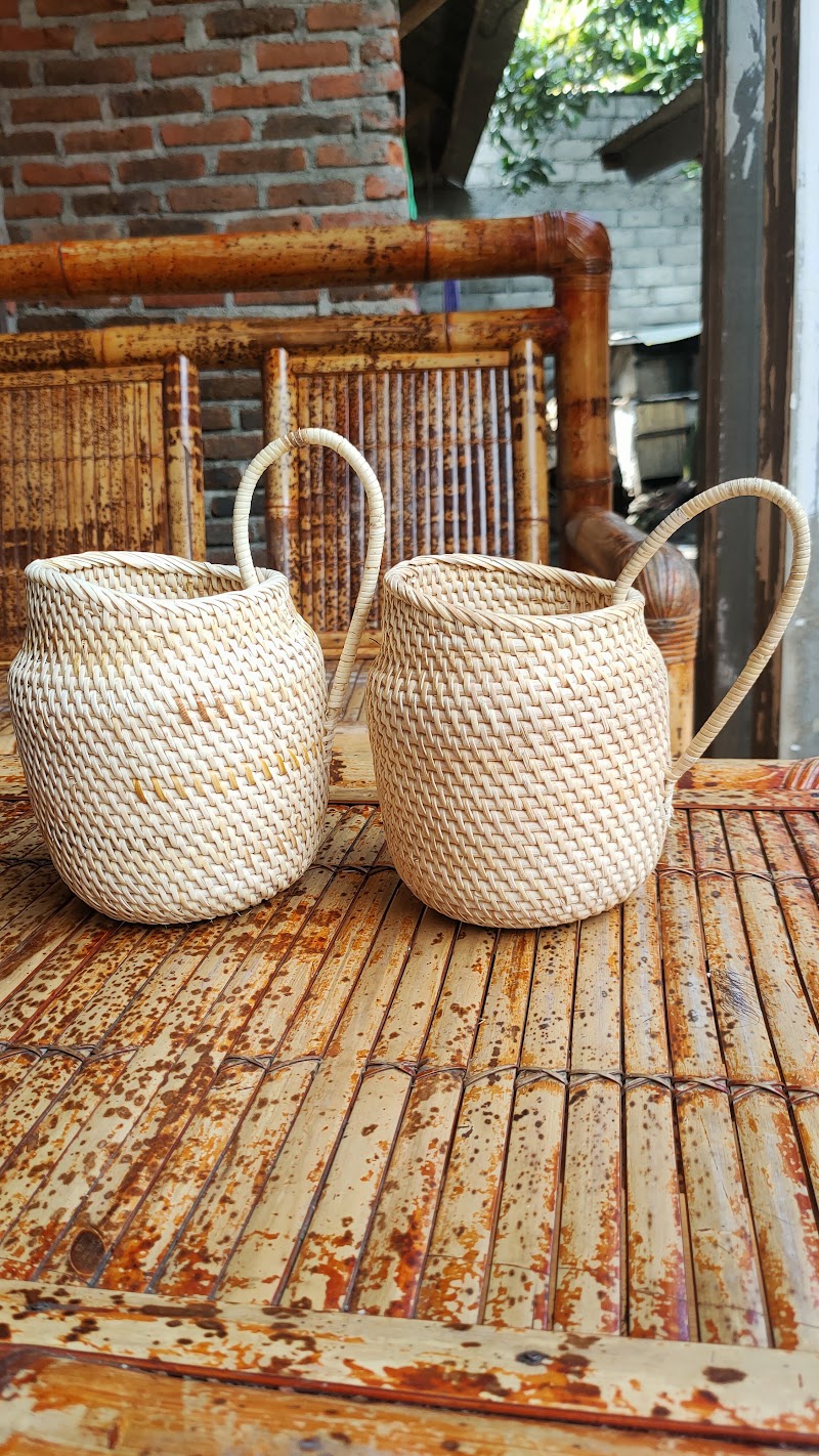 Tas keranjang anyam rotan Rindik Art